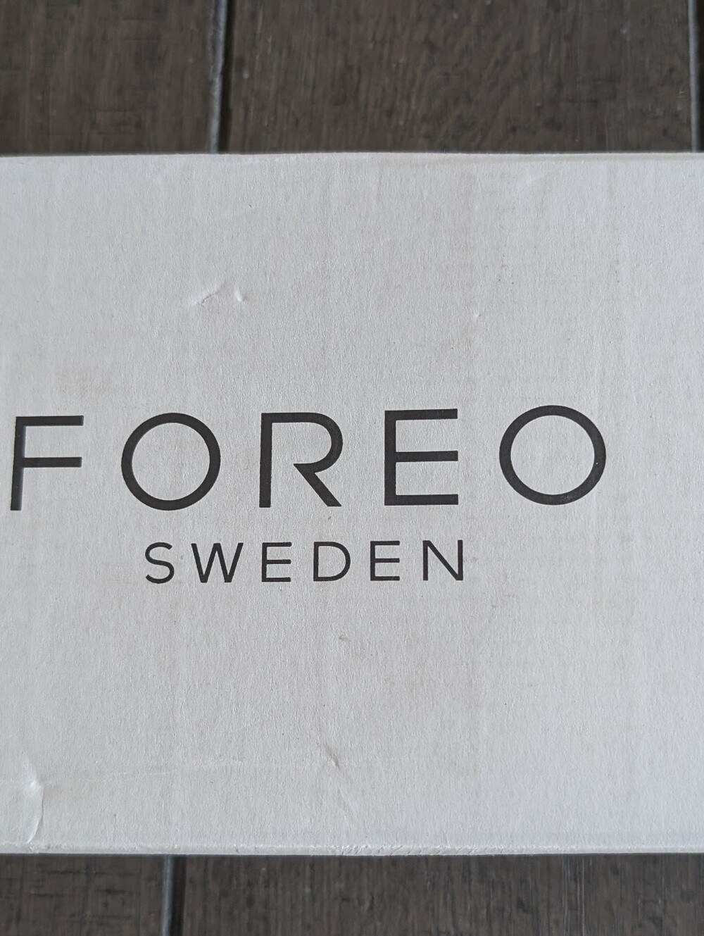 FOREO White Branded Gift Box